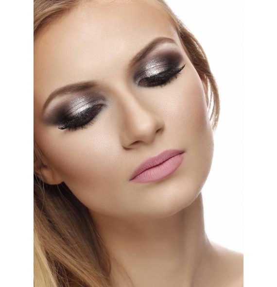 Maquillage soirée : star d'un soir - Aroma Beauté Lyon 4